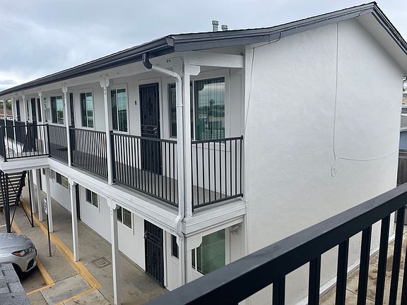 5th image of 5840-5860 Albemarle St #5860-01