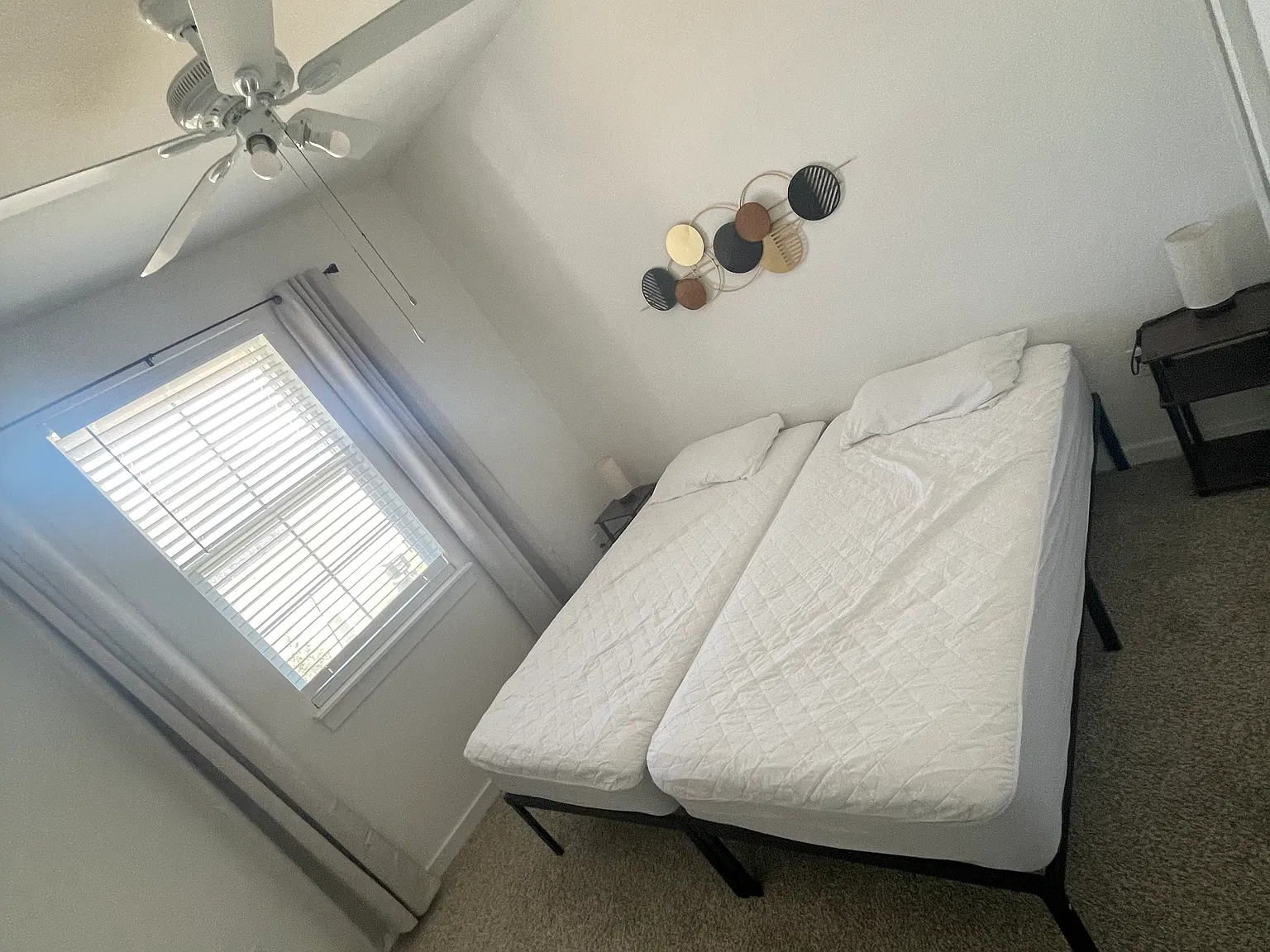 4 bed, 2000 sqft, $1,000 — Photo 2
