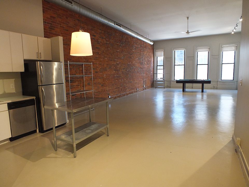 1st image of 15 E Gay St APT 2C