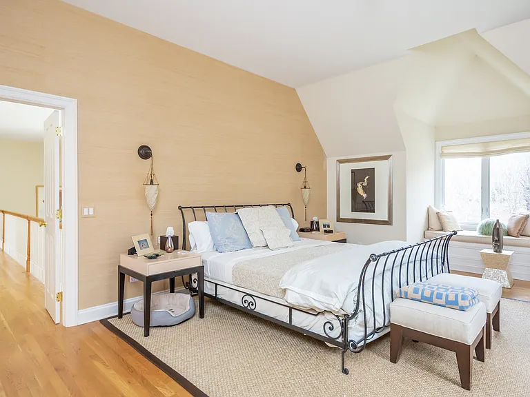 34 Chatfields Ridge Rd — Photo 11