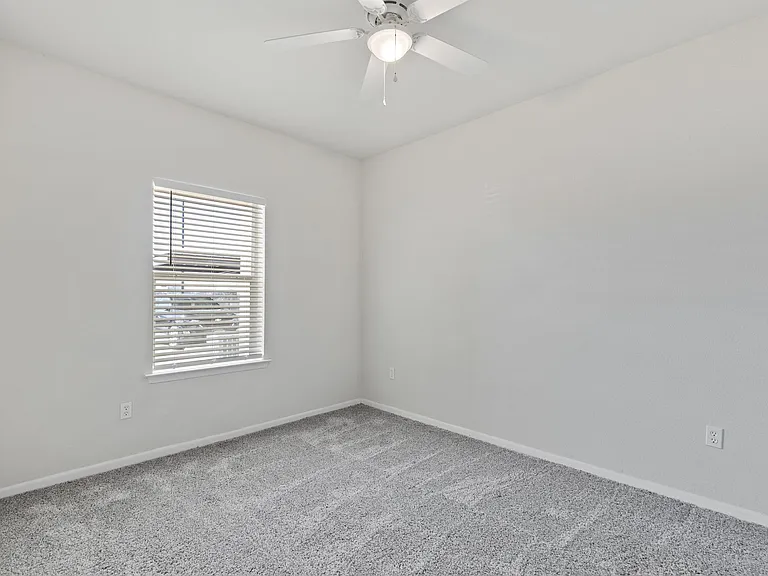 The Flats at Van Alstyne - New Luxury Apartment Home — Photo 39