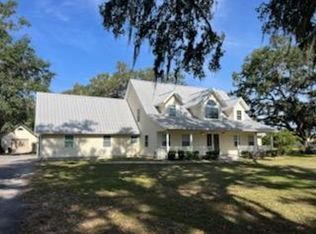 1918 Friendly Acres Ln, Dover, FL 33527