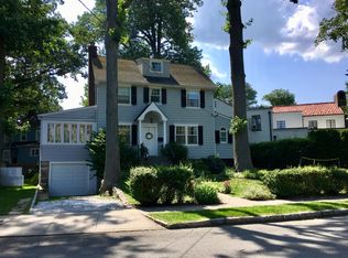 55 Maplewood St, Larchmont, NY 10538