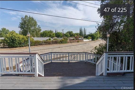 3rd image of 23458 Sherman Way