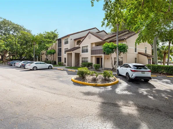 4581 W McNab Rd APT 28, Pompano Beach, FL 33069