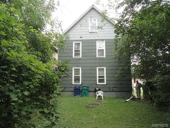 3rd image of 1919 Niagara St