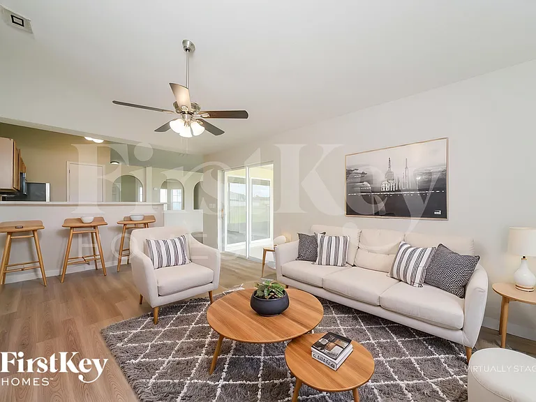 331 Columbo St — Photo 3