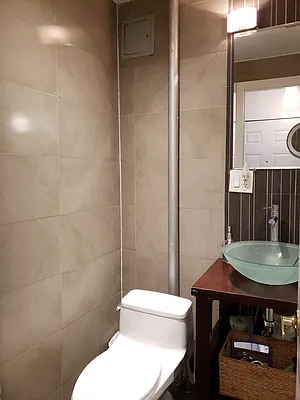 Rented by Signature Property Realty | media 10