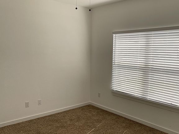 4th image of 200 Pecan Holw