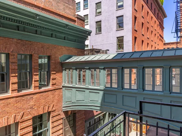 9 Jay Street image 2 of 31