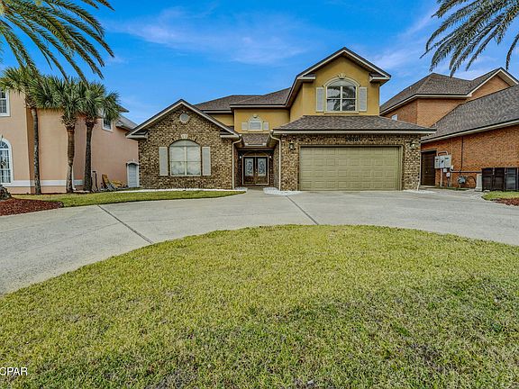 3rd image of 2913 Country Club Dr