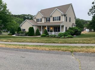 35 Hillview Ln, Plymouth, MA 02360