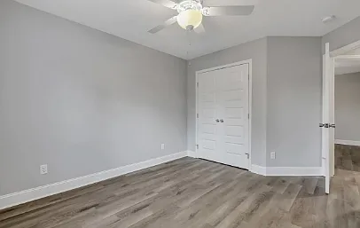 245 Abigail Cir — Photo 3