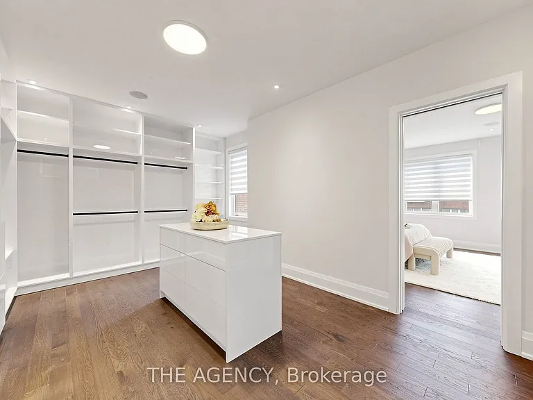 32 Conger St — Photo 22