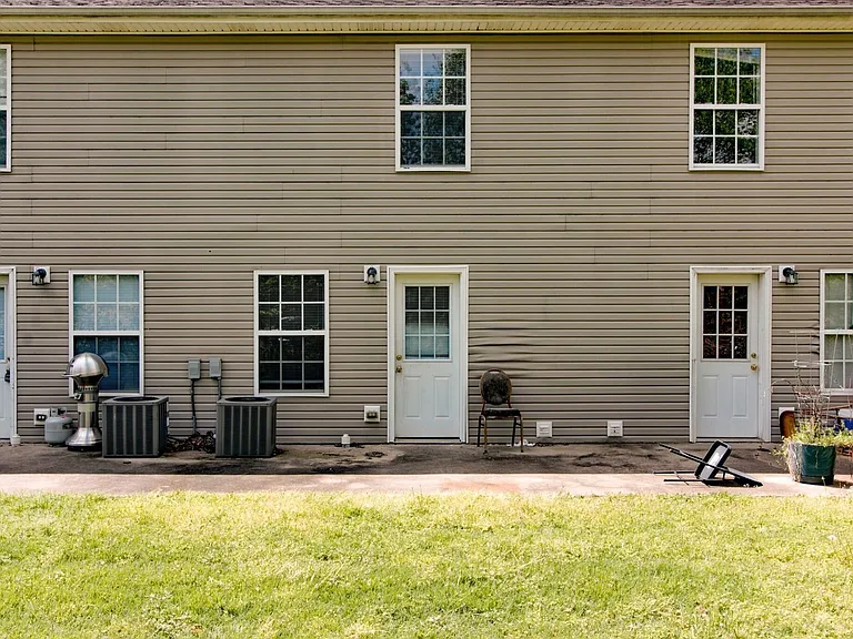 821 Oak Arbor Ct — Photo 49