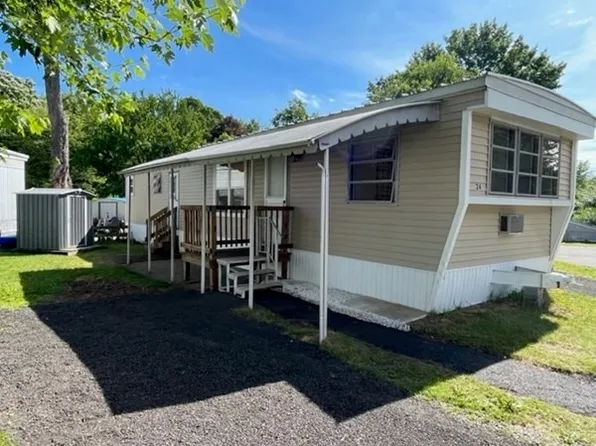 350 West St #24, Ludlow, MA 01056