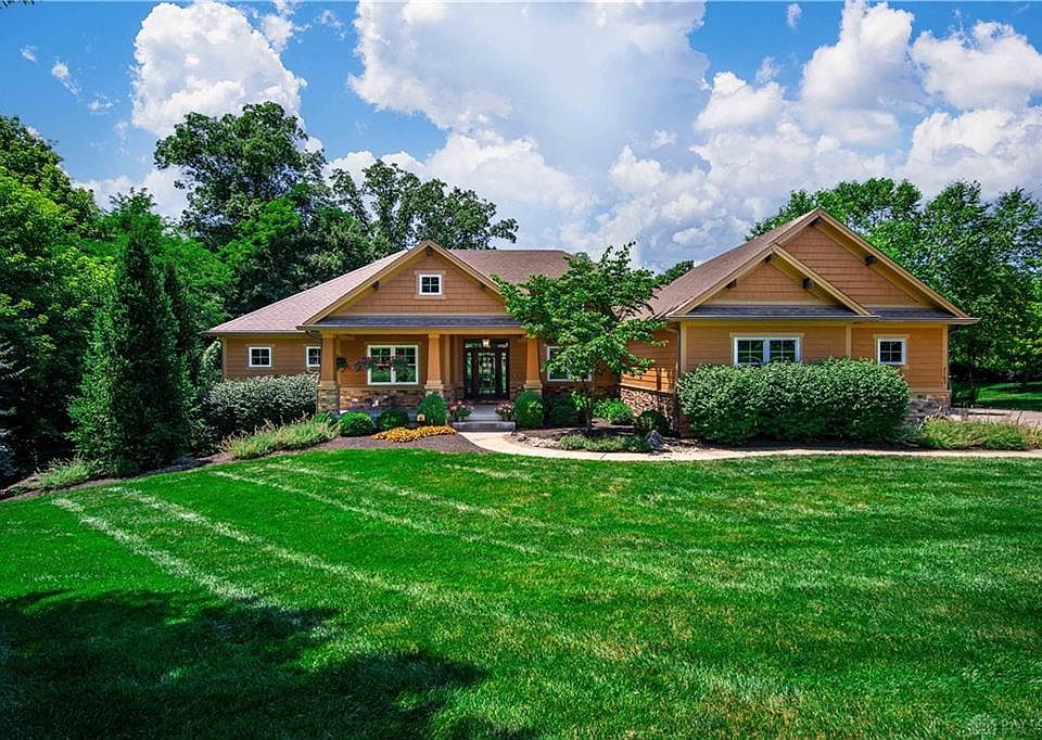 7165 Sheffield Way, Waynesville, OH 45068 Zillow