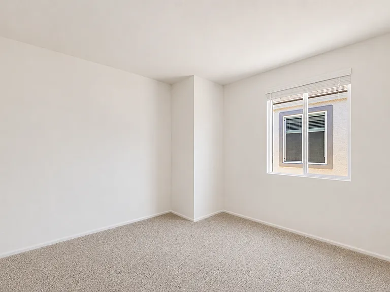 18000 W Calle Lejos Rd — Photo 19