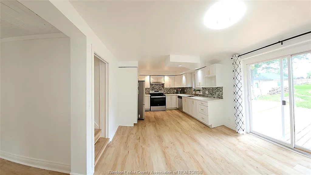 4 bed, $2,250 — Photo 3