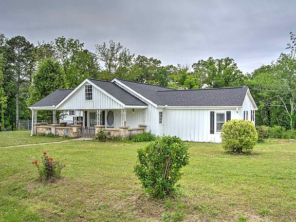 3rd image of 1115 State Highway 73