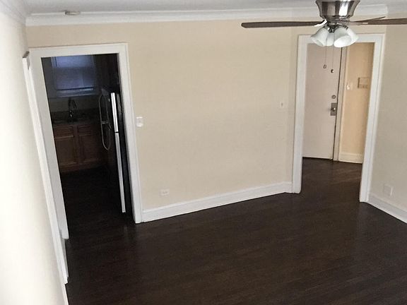 3rd image of 2502 N Leclaire Ave #1