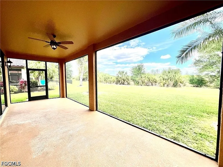 12074 Country Day Cir — Photo 17