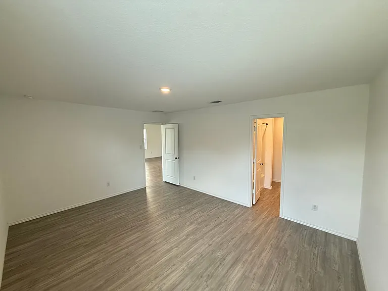 5750 Companion Loop — Photo 14