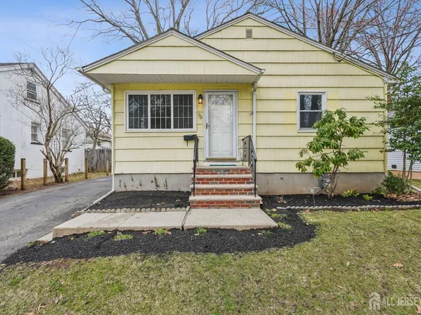 73 E Walnut St, Metuchen, NJ 08840