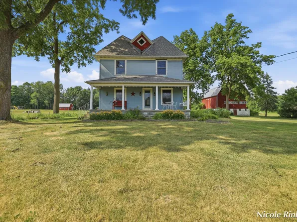 10887 60th St SE, Alto, MI 49302