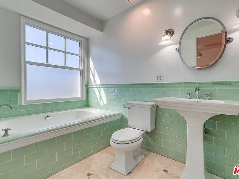 13203 Dewey St — Photo 12