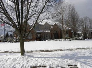7081 Royal Villa Ct #3, Canton, MI 48187