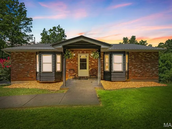 1555 Pine Ridge Trl, Park Hills, MO 63601