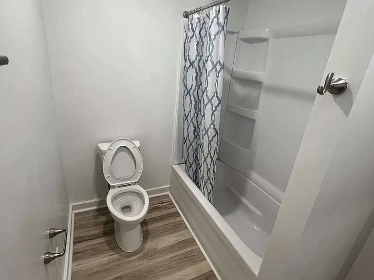 735 10th St — Photo 19