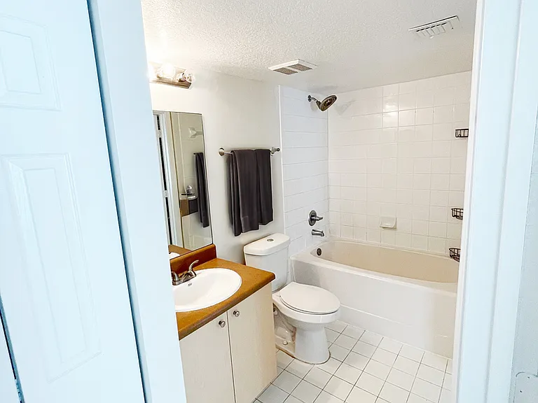 4081 San Marino Blvd #206 — Photo 4