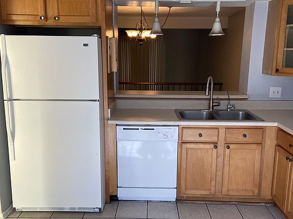 4th image of 7683 Las Palmas Way