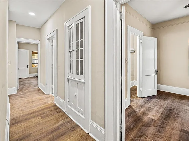 S Elizabeth Pl NW — Photo 6