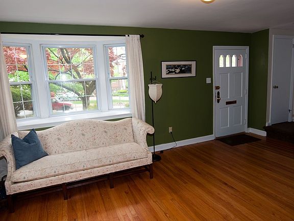 4th image of 207 Glen Gary Dr