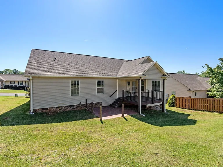 526 Cornucopia Ln — Photo 30