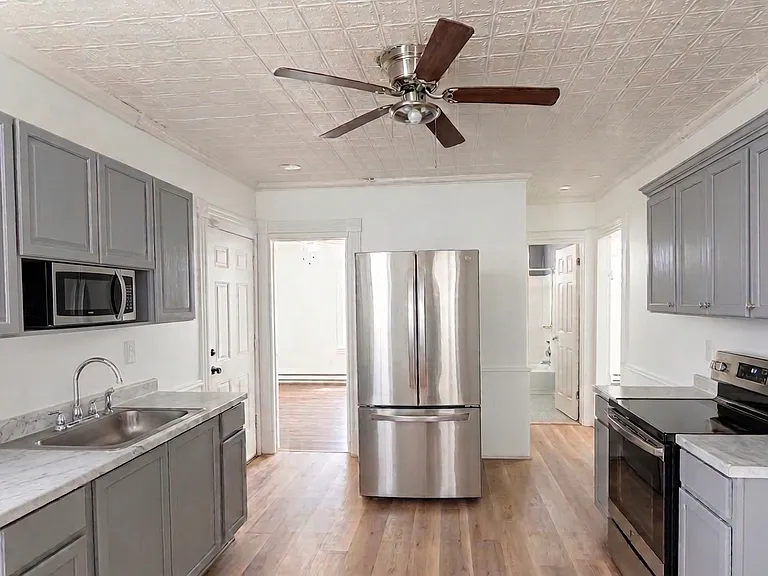 205 Cooke St #1 — Photo 1