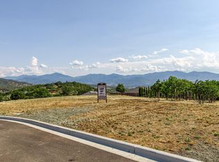 5645 Springview Ct, Medford, OR 97504