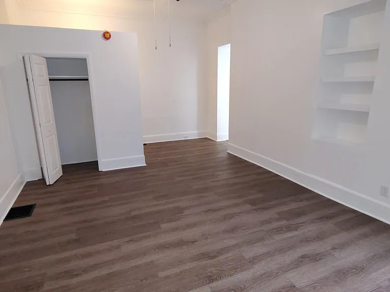 837 Hollins St #1C — Photo 7