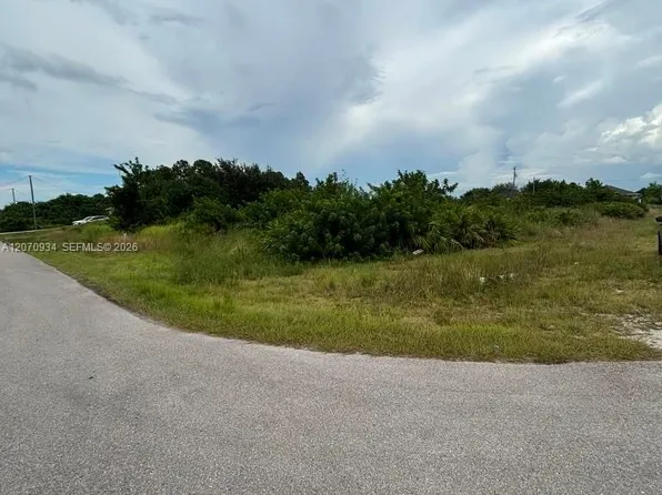 1609 Flora Ave S, Lehigh Acres, FL 33976