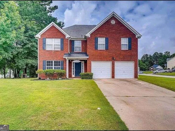 1997 Newton Estates Dr, Ellenwood, GA 30294