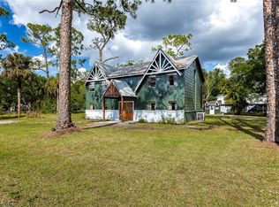 1131 Woods Dr, Labelle, FL 33935