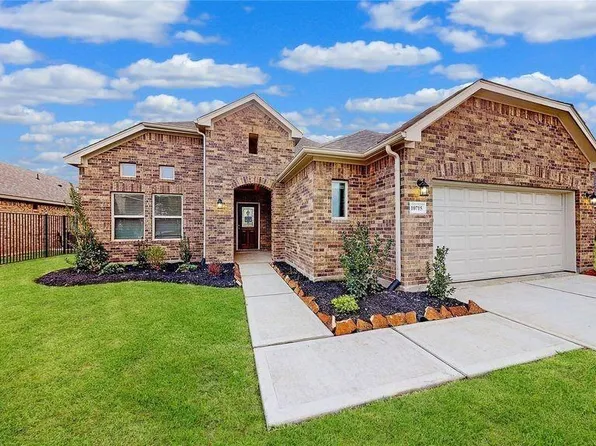 1031 Comal Trl, Dayton, TX 77535
