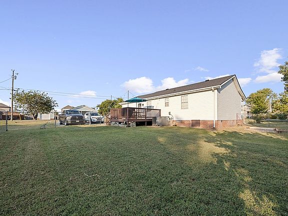 3rd image of 1320 Raden Dr