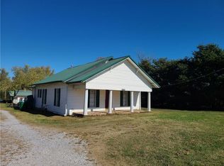 1698 W Centerton Blvd, Centerton, AR 72719