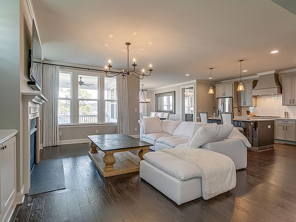4th image of 9015 Wenlock Ln