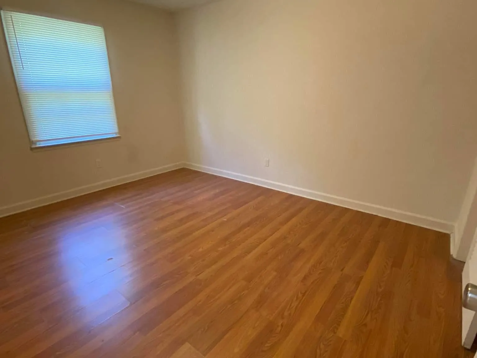 2 bed, 600 sqft, $799 — Photo 4
