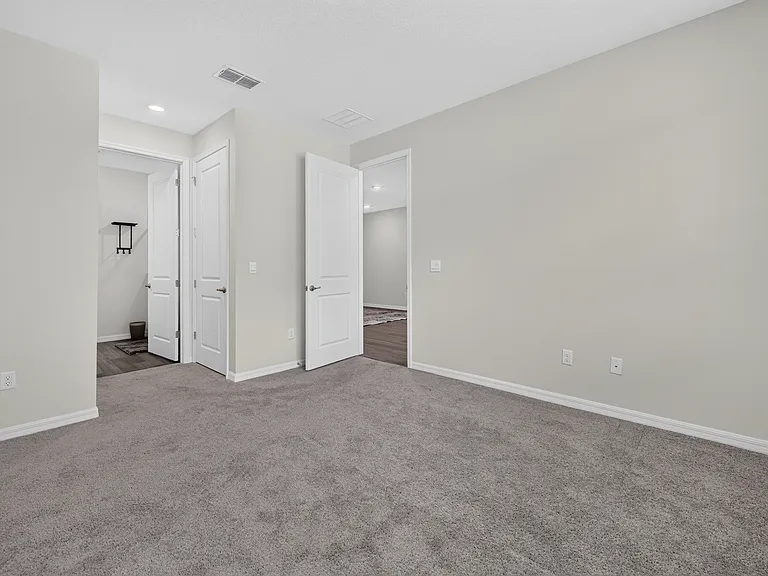 2568 Kinsale Ln — Photo 1